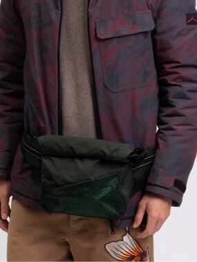 NEW Bottega Veneta Roll Top Belt Bag Nylon Sling Black Green Mesh Crossbody